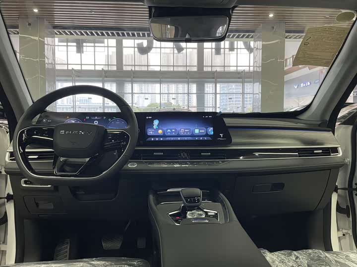 Фото 9 - Chery Tiggo 8 Pro Hybrid