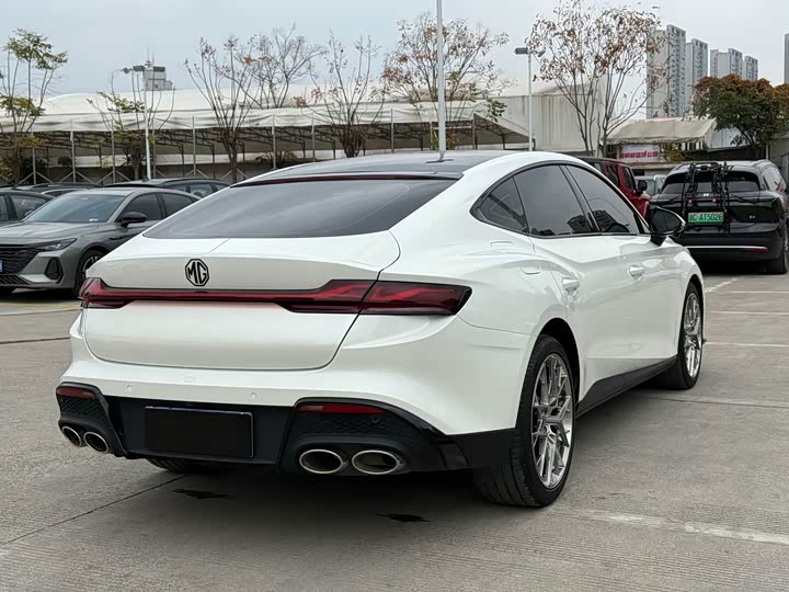 Фото 7 - MG Motor 7