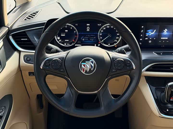 Фото 8 - Buick GL8 ES