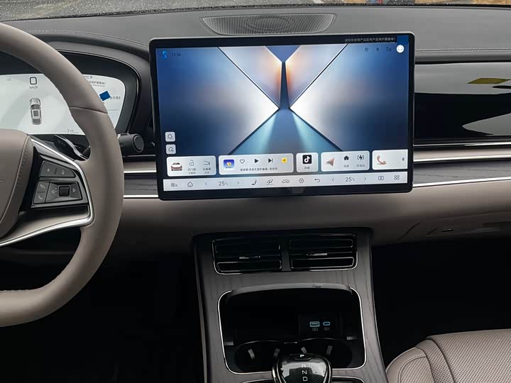 Фото 9 - BYD Han