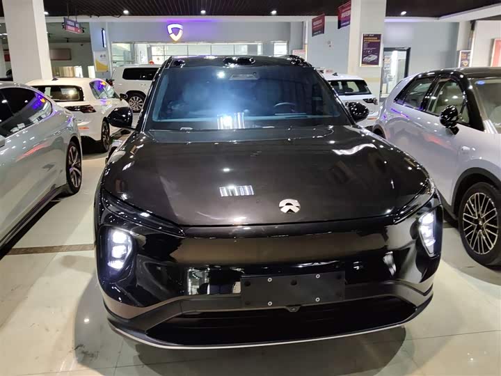 Фото 3 - Nio ES6