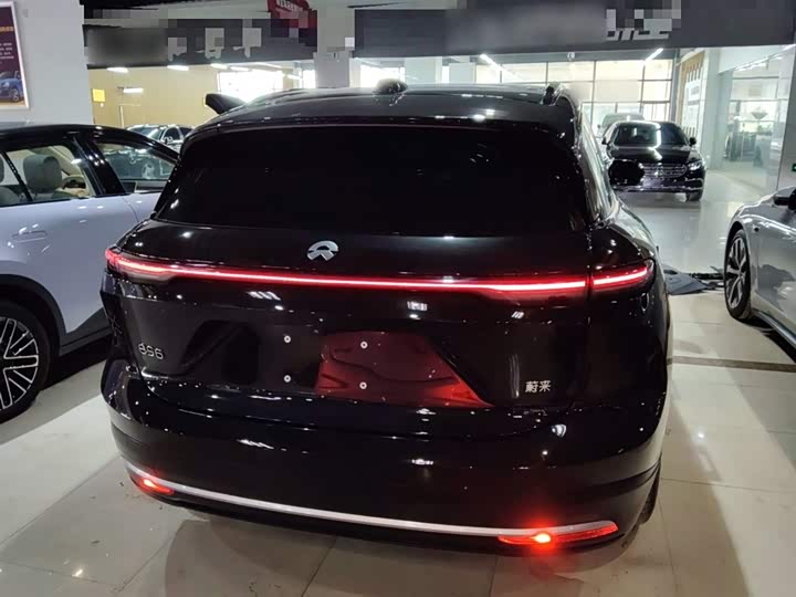 Фото 6 - Nio ES6