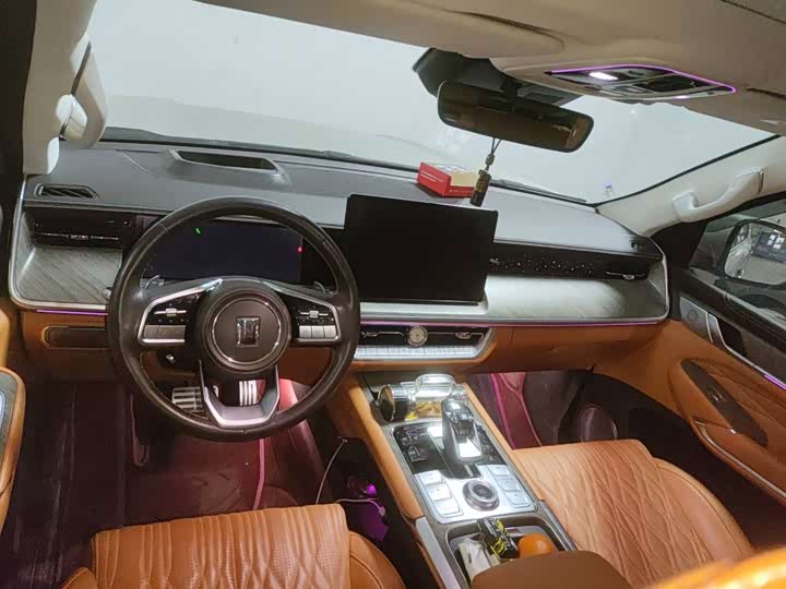 Фото 7 - Tank 500 Hybrid