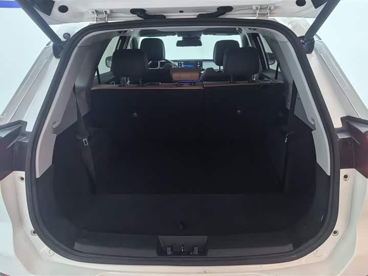 Фото 4 - Chery Tiggo 8