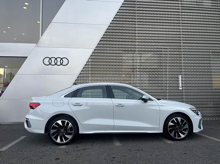 Фото 3 - Audi A3