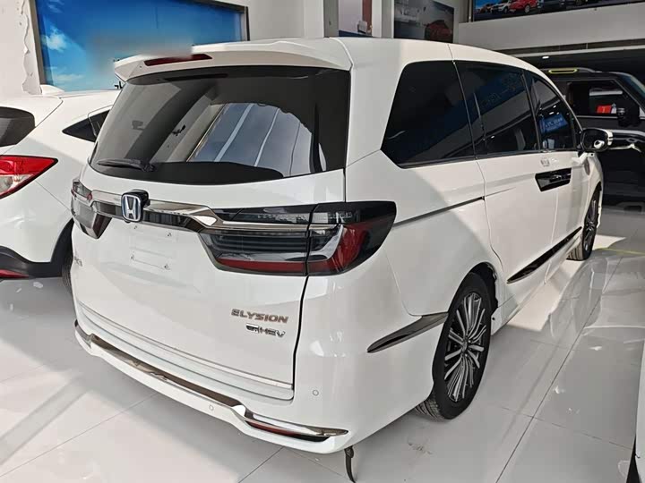 Фото 7 - Honda Elysion