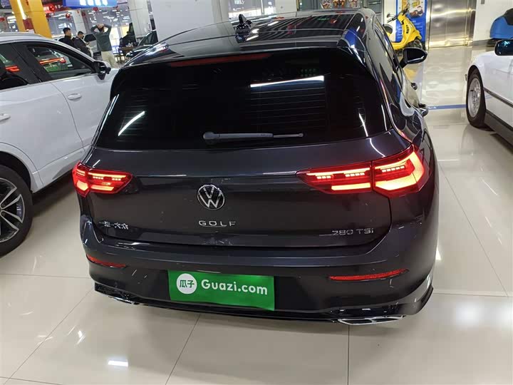 Фото 6 - Volkswagen Golf