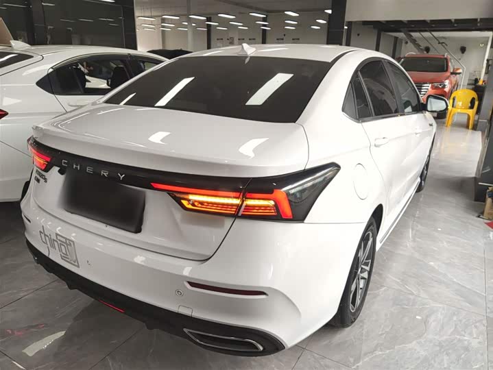 Фото 7 - Chery Omoda S5 (Arrizo 5 Plus)
