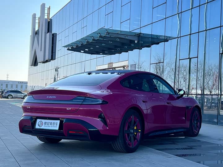 Фото 4 - Xiaomi SU7