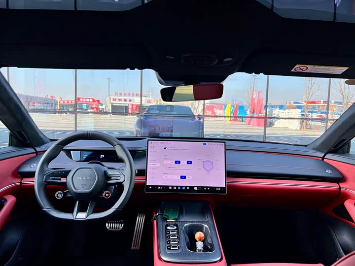 Фото 9 - Xiaomi SU7