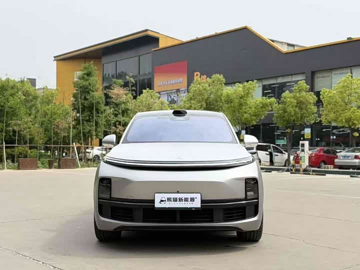 Фото 2 - LiXiang L9