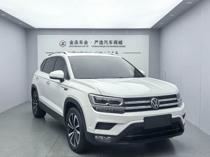 Фото 3 - Volkswagen Tharu