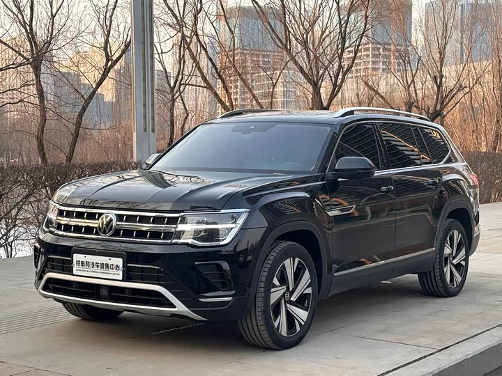 Фото 1 - Volkswagen Teramont Pro