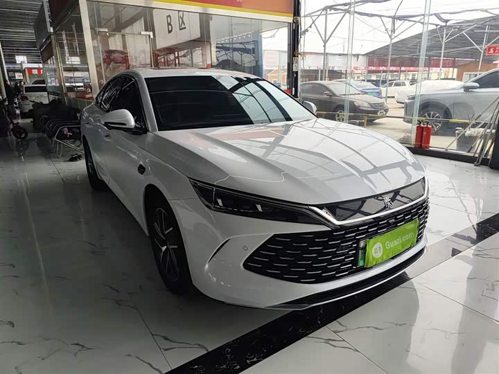 Фото 4 - BYD Qin L