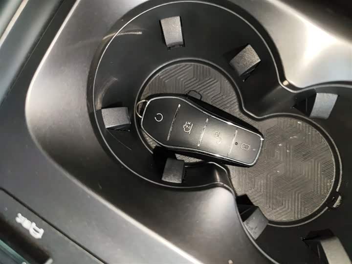 Фото 9 - BYD Qin L