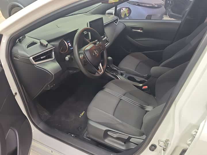 Фото 5 - Toyota Levin