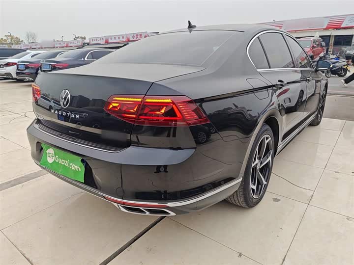 Фото 7 - Volkswagen Magotan
