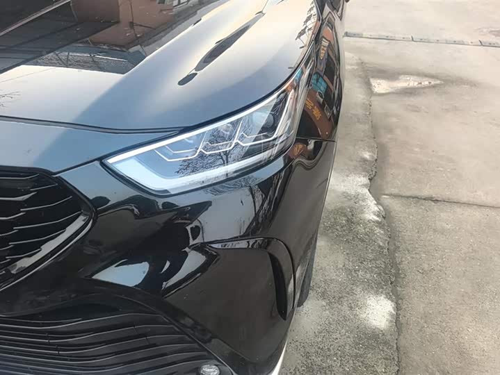 Фото 5 - Toyota Crown Kluger