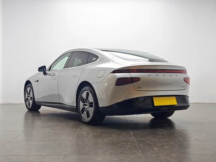 Фото 4 - XPeng P7