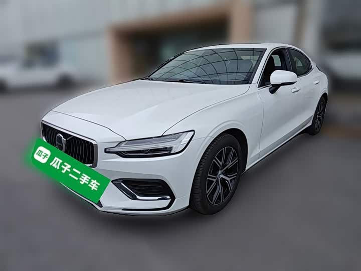 Фото 1 - Volvo S60