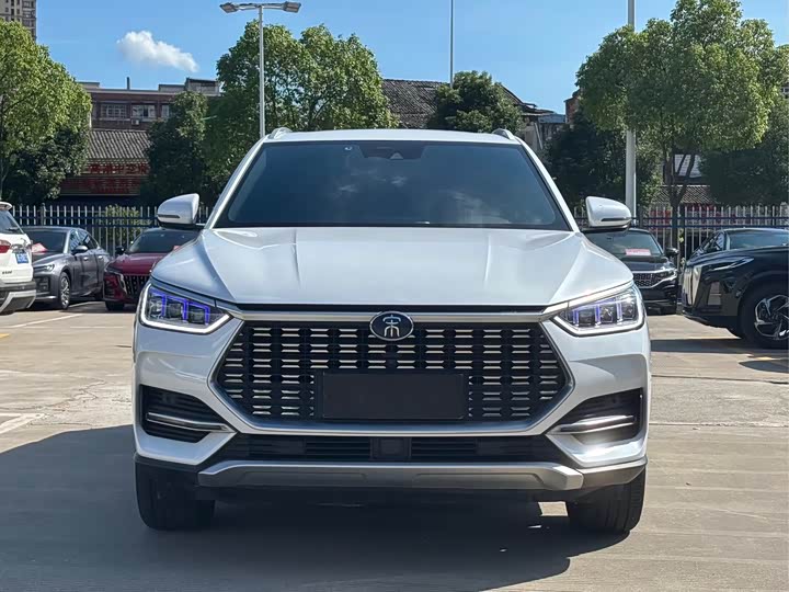 Фото 2 - BYD Song Plus