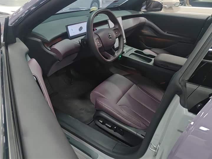 Фото 9 - Nio ET5T