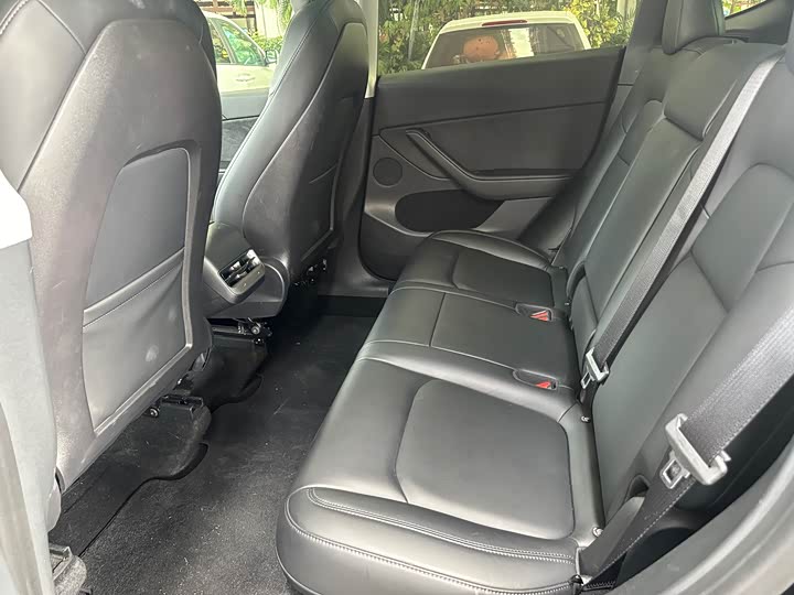 Фото 8 - Tesla Model Y