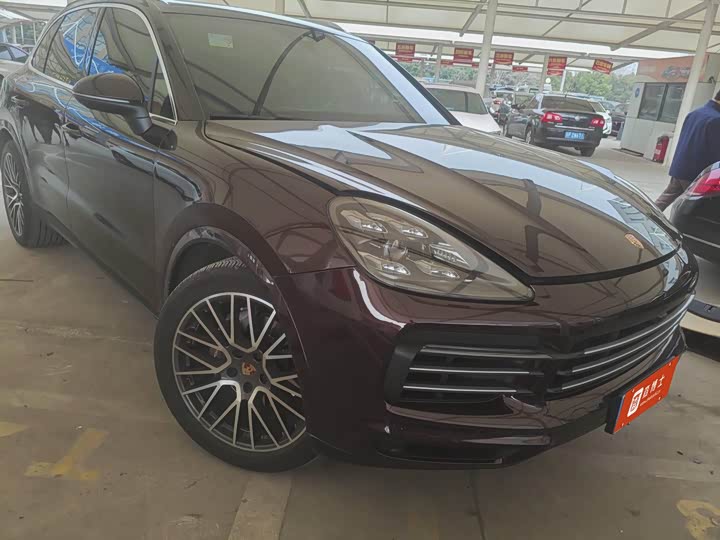 Фото 5 - Porsche Cayenne