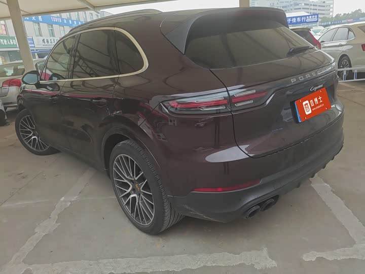 Фото 6 - Porsche Cayenne