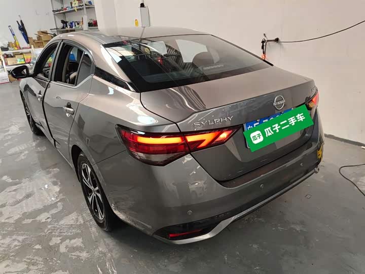 Фото 5 - Nissan Sylphy