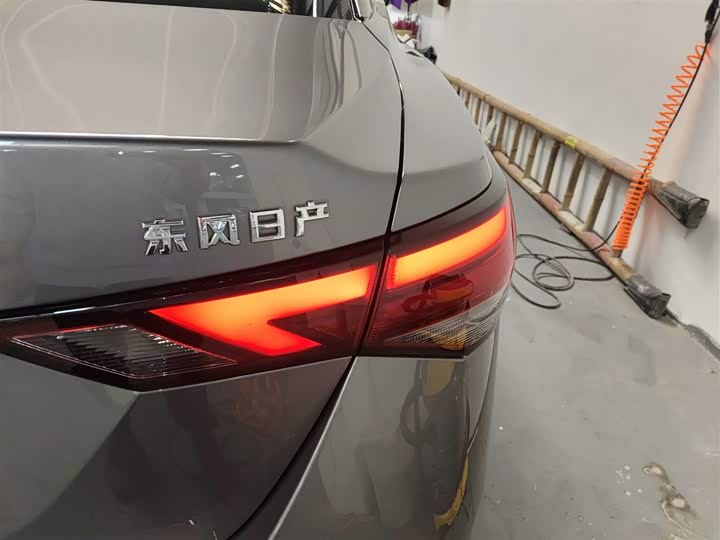 Фото 8 - Nissan Sylphy