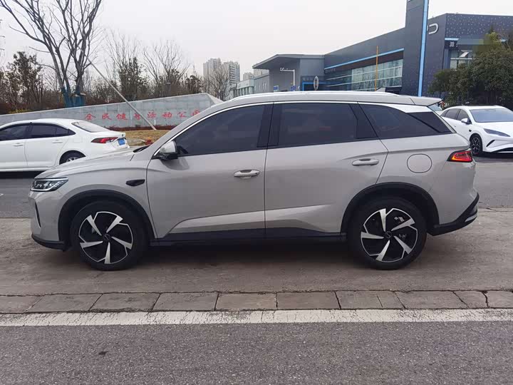 Фото 4 - BYD Sea Lion 05 DM-i Hybrid