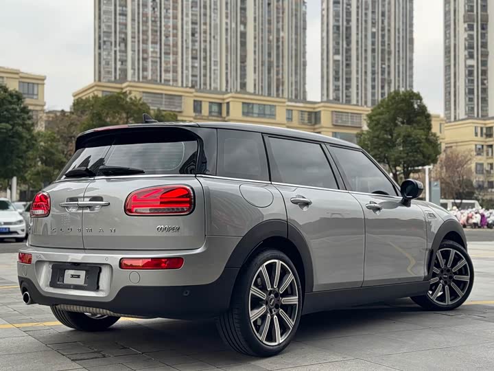 Фото 2 - Mini Clubman