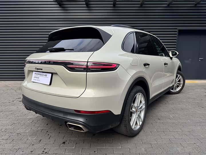 Фото 4 - Porsche Cayenne