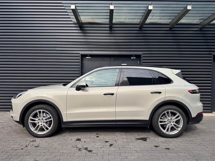 Фото 6 - Porsche Cayenne