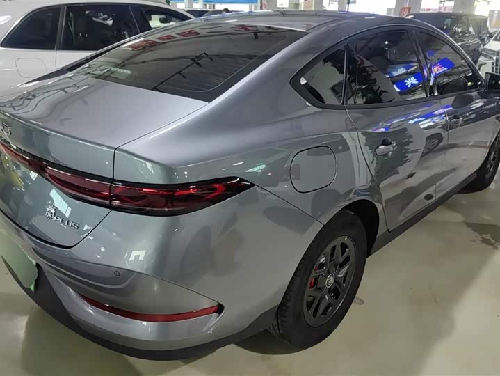 Фото 3 - BYD Qin Plus