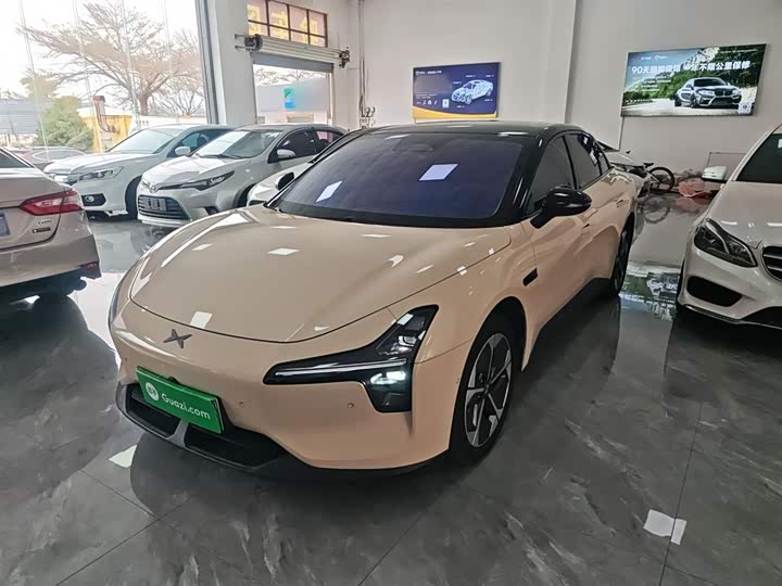 Фото 1 - XPeng Mona M03