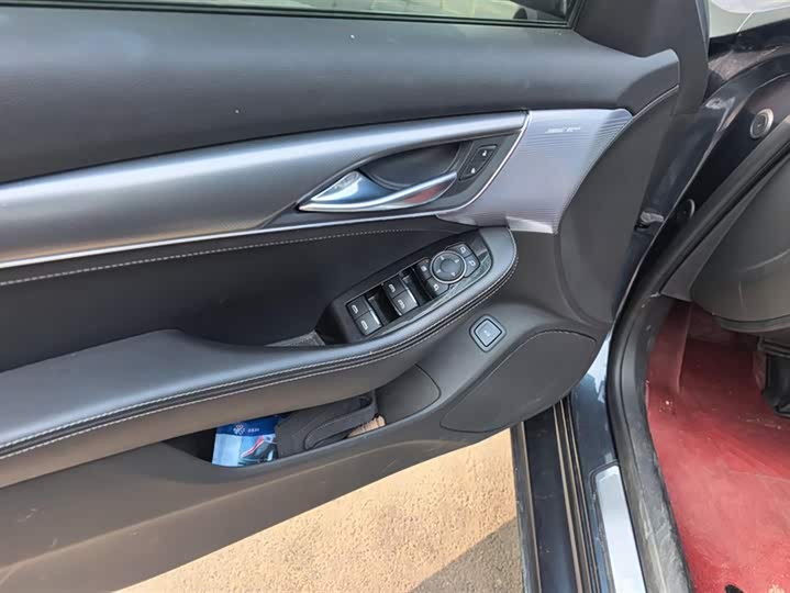 Фото 7 - Cadillac CT5