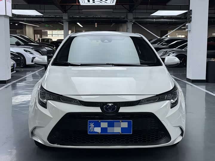 Фото 2 - Toyota Levin