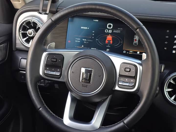 Фото 7 - Tank 300