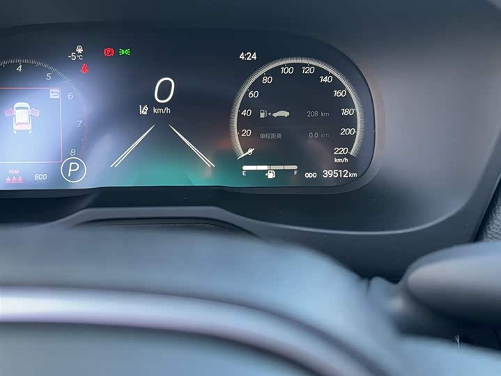 Фото 6 - Toyota RAV4