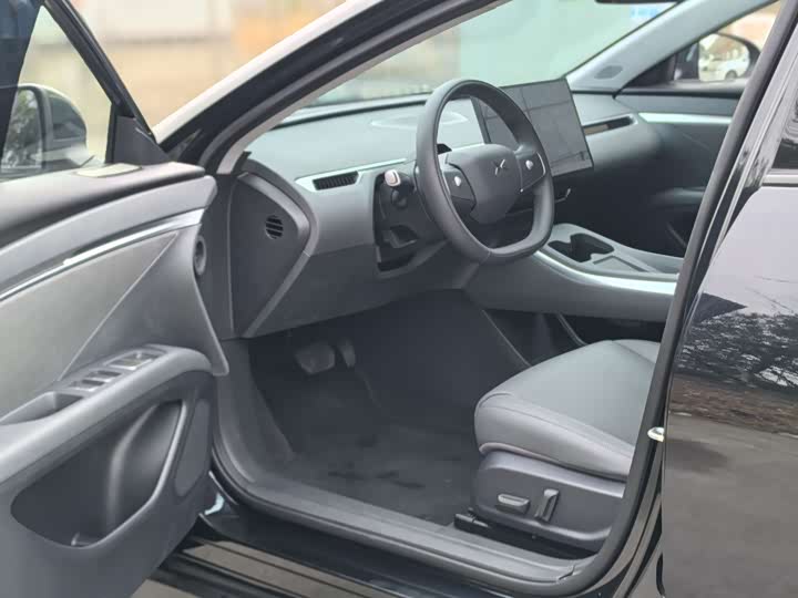 Фото 4 - XPeng Mona M03