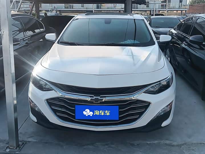 Фото 2 - Chevrolet Malibu XL