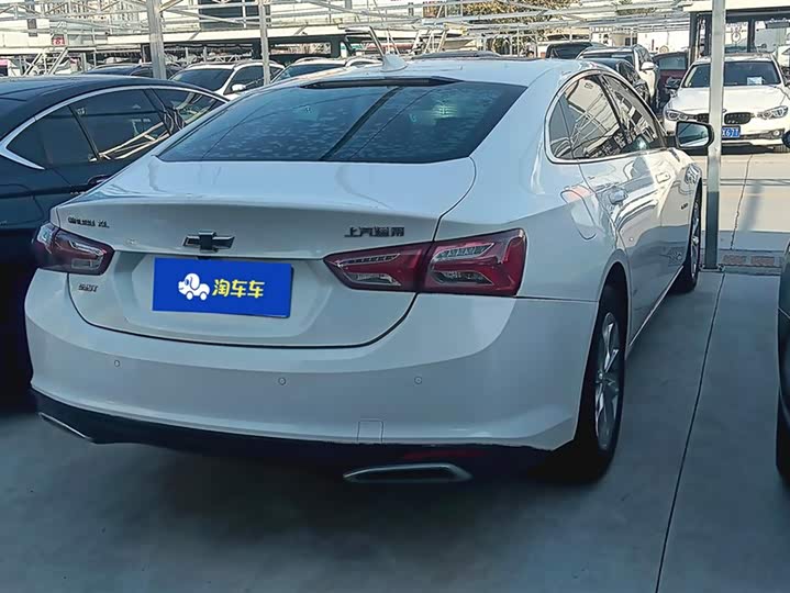 Фото 3 - Chevrolet Malibu XL