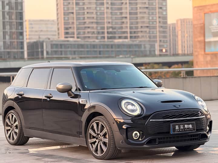 Фото 3 - Mini Clubman