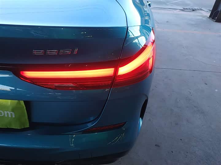 Фото 8 - BMW 2 Series