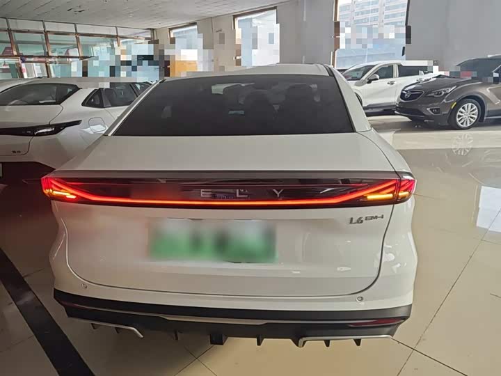 Фото 6 - Geely Galaxy L6