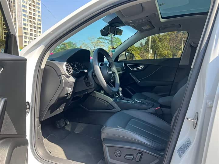 Фото 5 - Audi Q2L