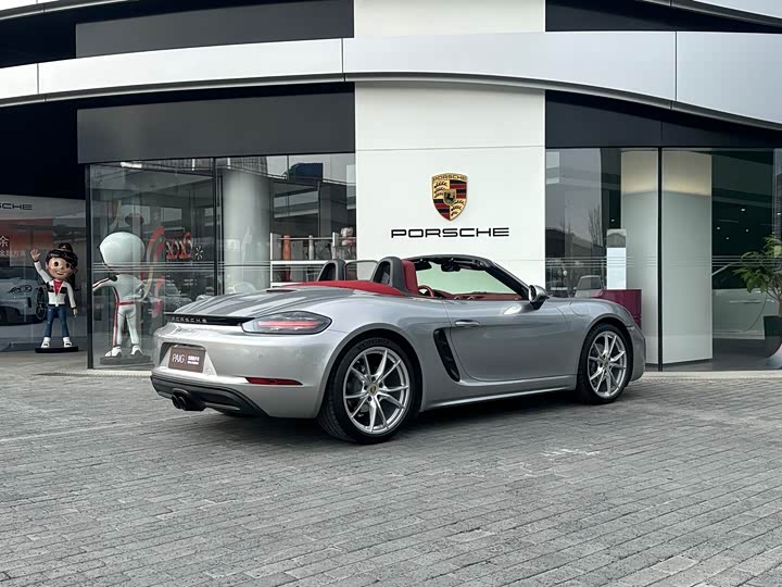 Фото 8 - Porsche 718