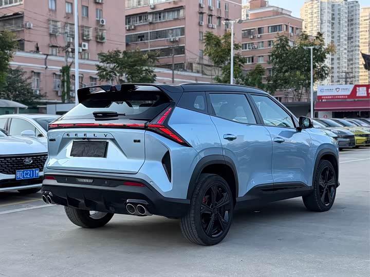 Фото 6 - Geely Atlas